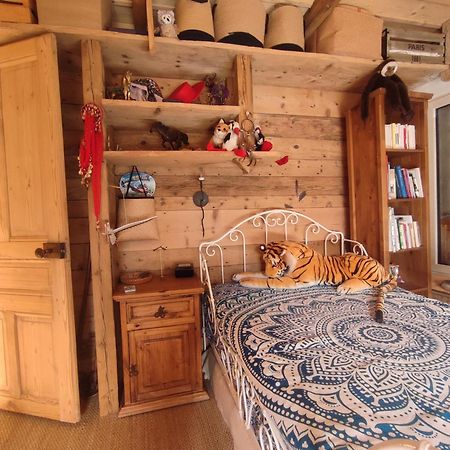 Chambre Atypique 2 Pers 200M Du Lac Saint-Jorioz Ngoại thất bức ảnh